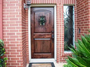 wood-door-custom-glass-estancia-knotty-alder-florentine